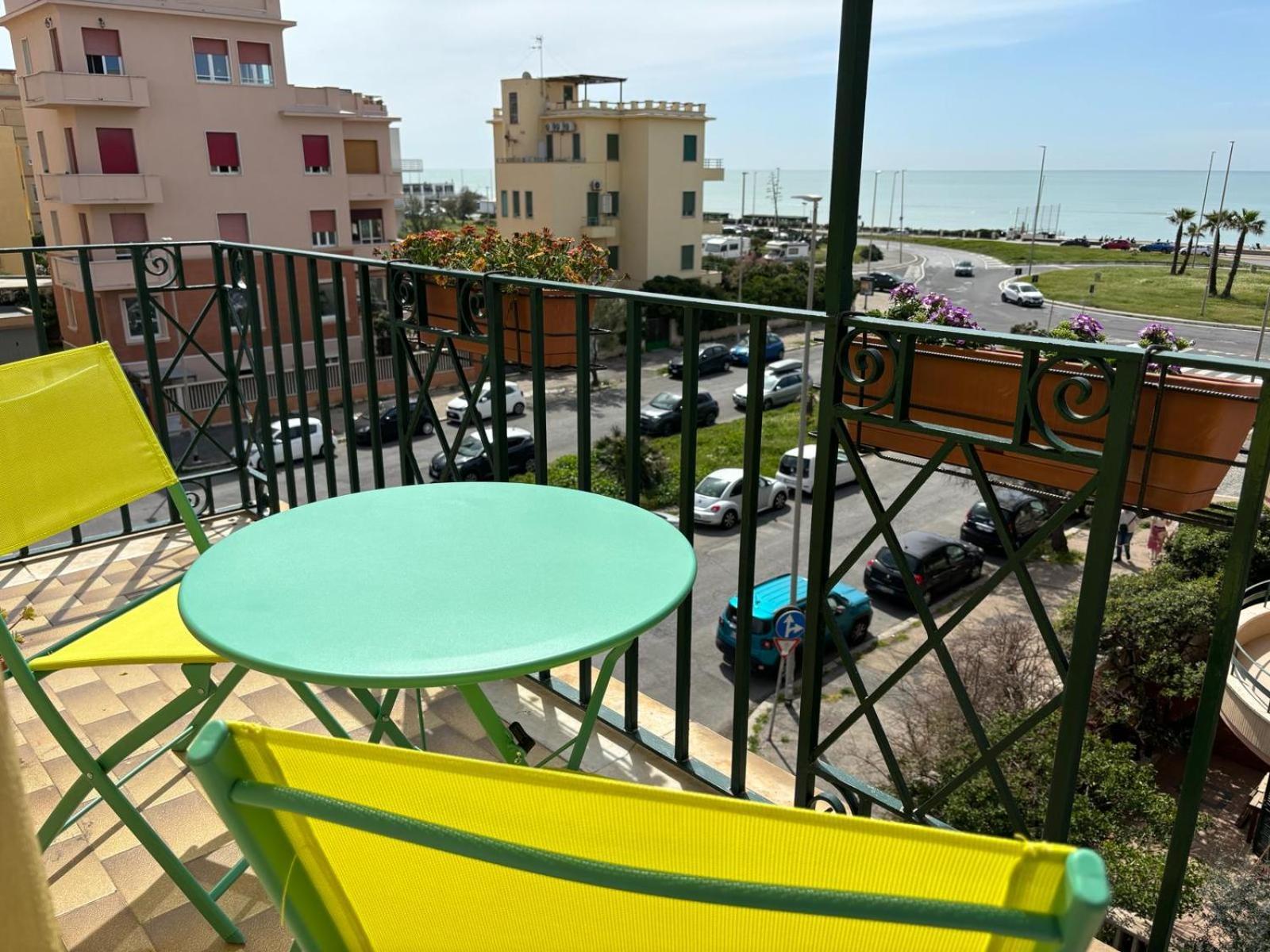 Sun&Sea Apartment Lido di Ostia Esterno foto